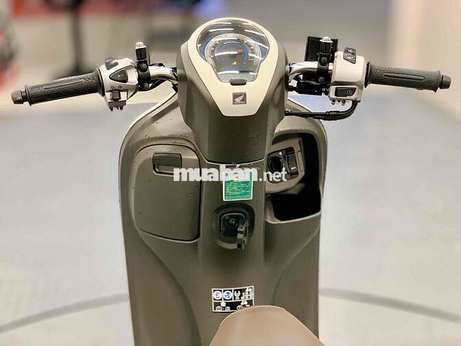 Scoopy 2023 Nhập Indo Trắng Nhám Smartkey Xe Đẹp