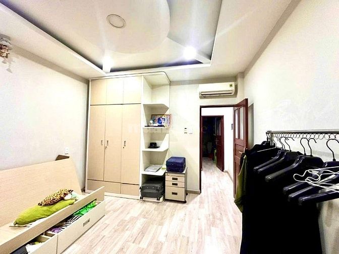 CHỈ CÓ 1 CĂN DUY NHẤT , NHÀ QUẬN 3 GIÁ SIÊU MỀM CHỈ DƯỚI 3 TỶ