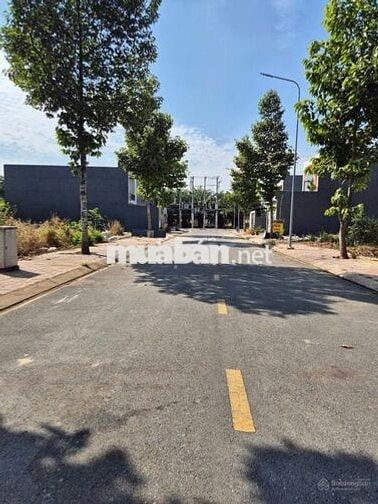 Lô đất 100m2 đường N2 sách đẹp giá chỉ 1,52 tỷ