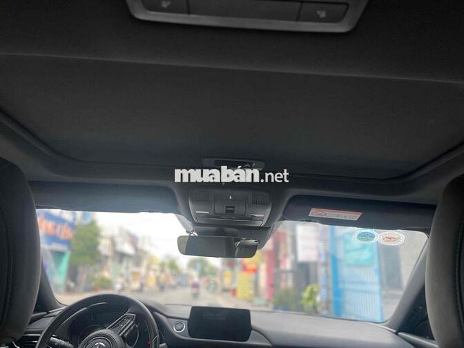 Mazda 6 2.5 Premium Trắng