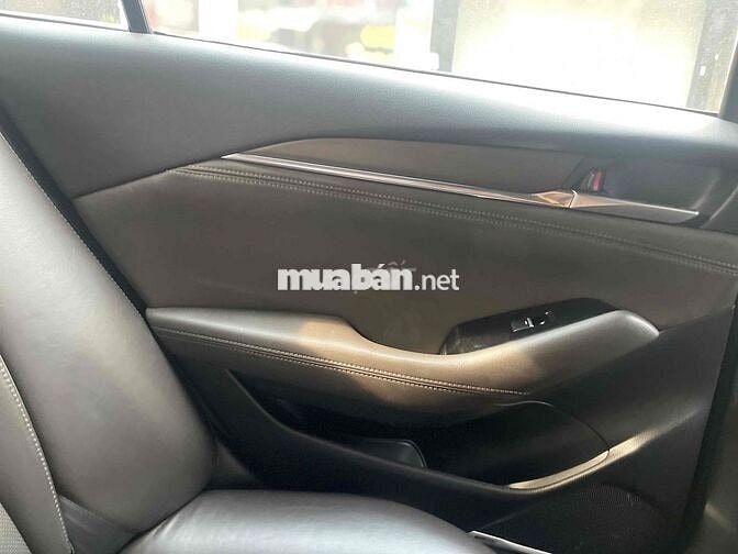 Mazda 6 2.5 Premium Trắng
