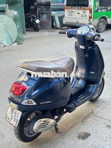 Piaggio Vespa LX 125 Xanh đậm tiết kiệm xăng
