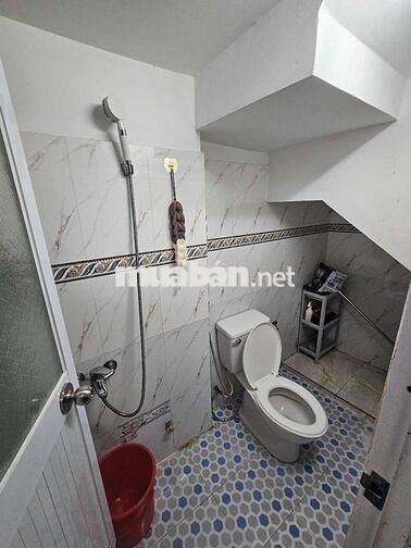Chính chủ bán nhà 2 lầu hẻm thẳng Phạm Thế Hiển P7 Q8