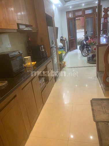 NHÀ ĐẸP ÁI MỘ – CÁCH 1 NHÀ RA MẶT PHỐ – TRUNG TÂM BỒ ĐỀ LONG BIÊN