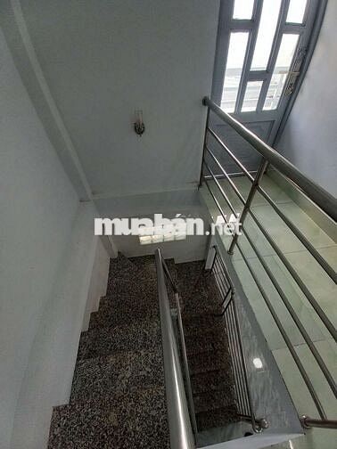 Bán nhà đất thổ cư sổ hồng chung