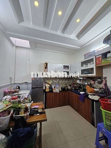 Chính chủ bán nhà 2 lầu hẻm thẳng Phạm Thế Hiển P7 Q8