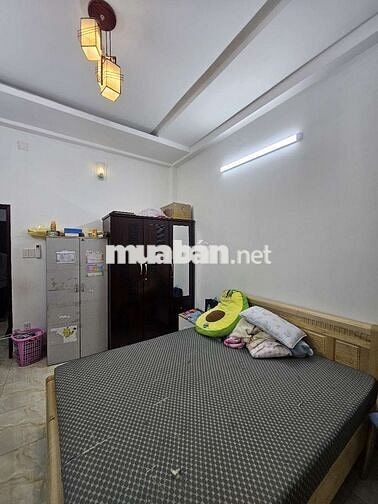 Chính chủ bán nhà 2 lầu hẻm thẳng Phạm Thế Hiển P7 Q8