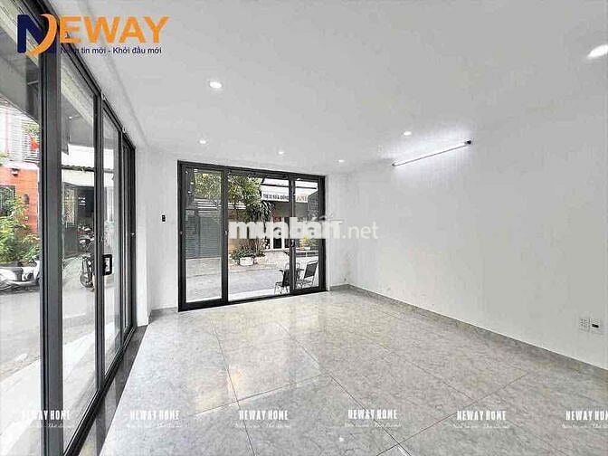 Mặt Bằng Kinh Doanh Căn Góc Đẹp, Rộng 40M2, Hẻm Rộng 8M, Kế Q5 Q1