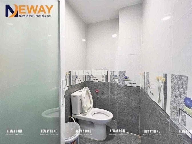 Mặt Bằng Kinh Doanh Căn Góc Đẹp, Rộng 40M2, Hẻm Rộng 8M, Kế Q5 Q1