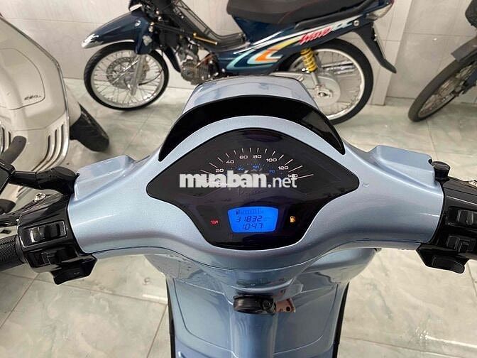 vespa 3v đèn vuông