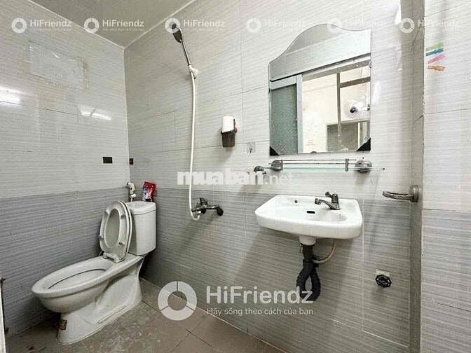 PHÒNG TRỌ GIÁ RẺ - SẴN MÁY LẠNH - GÁC CAO - PHÍ RẺ - SÁT ĐẦM SEN & ĐH