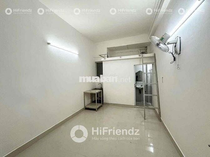PHÒNG TRỌ GIÁ RẺ - SẴN MÁY LẠNH - GÁC CAO - PHÍ RẺ - SÁT ĐẦM SEN & ĐH