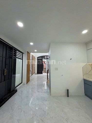 BÁN NHÀ HẺM 3M, ĐƯỜNG LÊ VĂN SỸ, QUẬN 3, DT 4.4X10MX1 TRỆT, 2 LẦU
