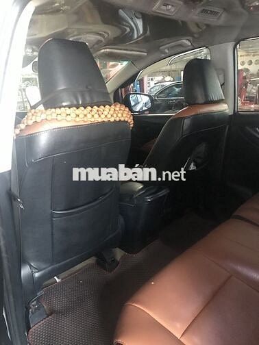 Toyota Innova 2018 Số sàn Bạc