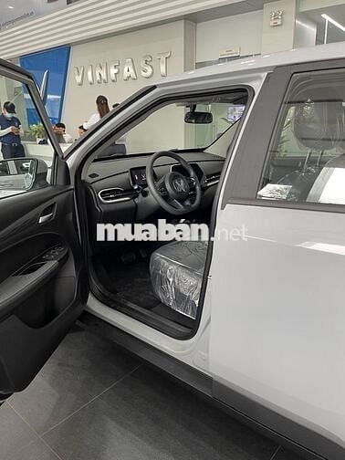 Xe điện VinFast VF5 Xám