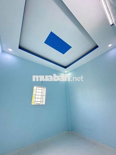 Cần bán nhà 4x10 40m2 1 trệt 1 lầu giáp hóc môn giá chưa đến 1 tỉ
