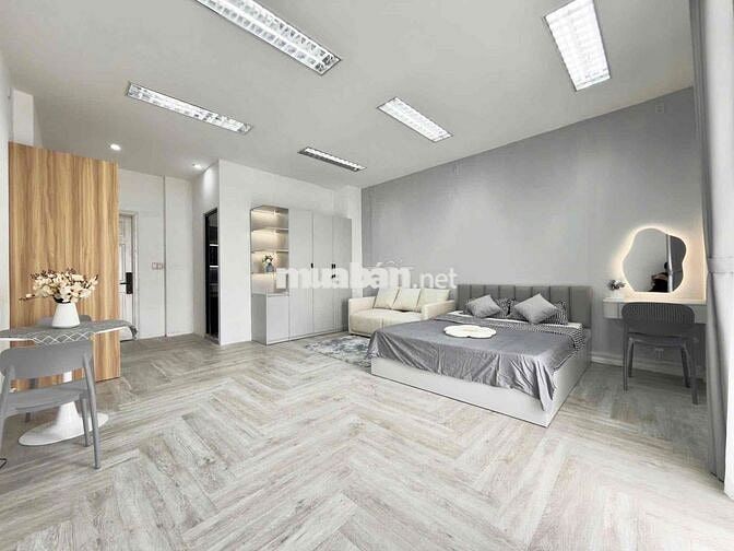 Căn hộ studio rộng 40m2 bancol view đẹp - vòng xoay Dân Chủ Quận 10