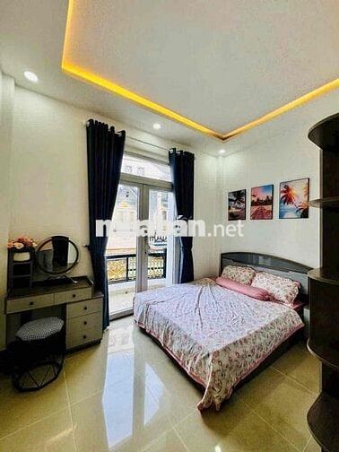 cho thuê nha mới đẹp tx 43 q12 4p ngu giá 10tr /th