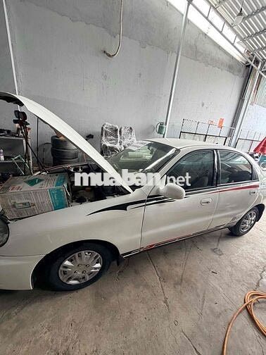 Daewoo Lanos Trắng Số sàn 5 chỗ