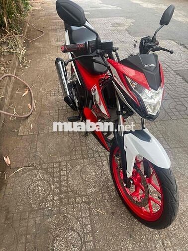 xe sonic 6000 km sơn zin vỏ theo xe