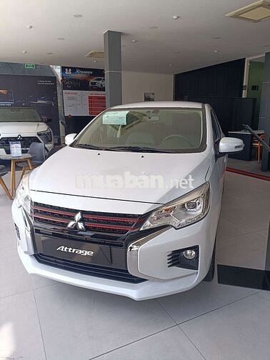 Attrage CVT Trắng Giá Sát