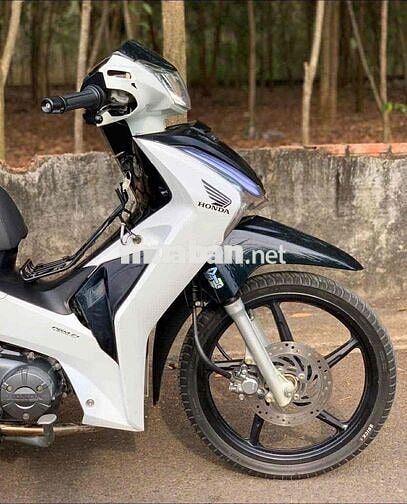 Honda Future 2020 Trắng đen