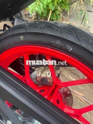 xe sonic 6000 km sơn zin vỏ theo xe