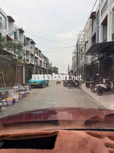 Chính chủ cần bán gấp nhà phố sổ sẵn giá rẻ