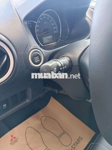 Attrage CVT Trắng Giá Sát