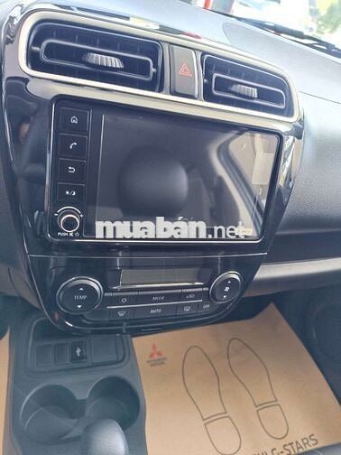 Attrage CVT Trắng Giá Sát
