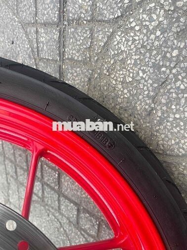 xe sonic 6000 km sơn zin vỏ theo xe