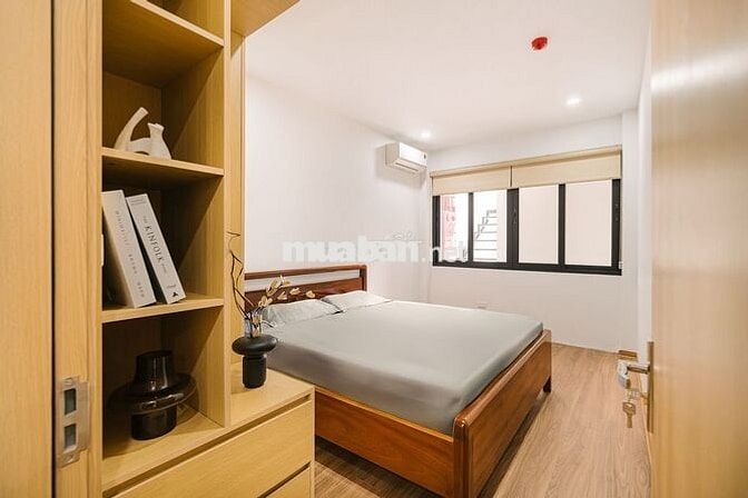 3PN - 115 m2 - mặt hồ Bồ Đề - Long Biên - 15 tr