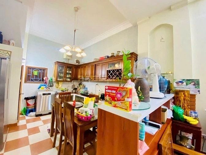 BÁN GẤP NHÀ NGỌC THỤY – GIÁ TỐT 43m² MT 5m nhỉnh 8 tỷ MỜI ANH EM ĐẦU