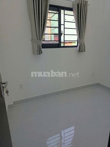 Bán nhà đẹp sát mặt đường lạc long quân p8 tân bình