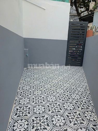 Bán nhà đẹp sát mặt đường lạc long quân p8 tân bình