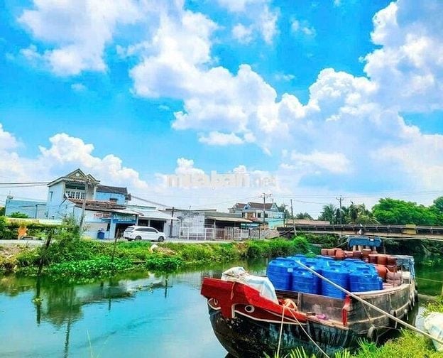 Chỉ 320tr sở hữu 500m2 đất vườn View Kênh cực đẹp