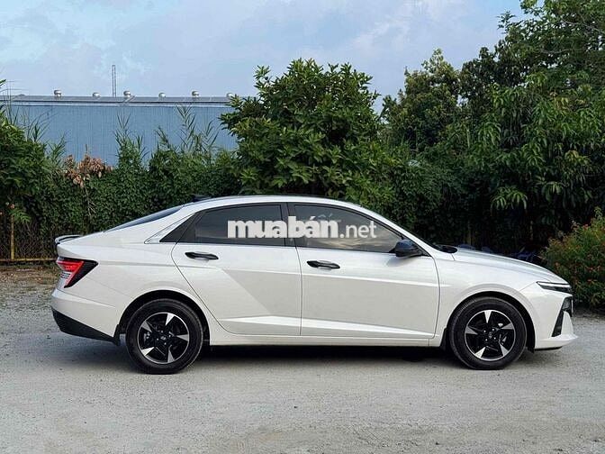 Hyundai Accent AT Đặc Biệt 2024
