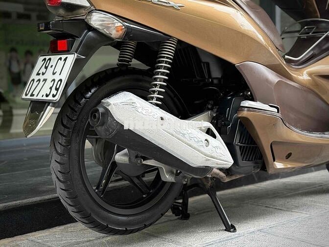 Honda PCX 2012 Vàng đồng Đẹp Zin rất chất lượng ạ