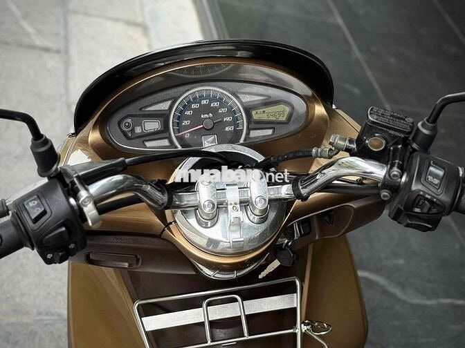 Honda PCX 2012 Vàng đồng Đẹp Zin rất chất lượng ạ