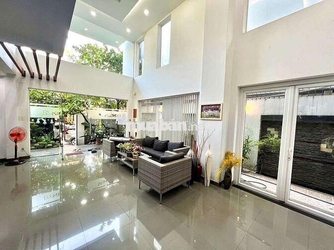 BIỆT THỰ HIỆN ĐẠI KHU HIỆP BÌNH