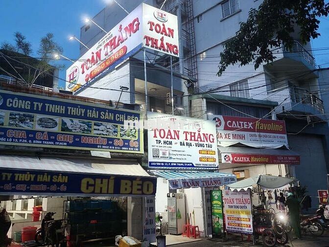 TUYỂN 5 TÀI XẾ CHẠY XE TUYẾN