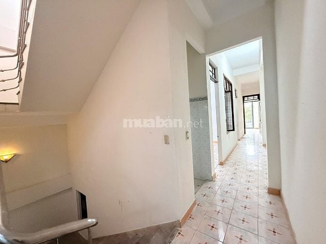 Bán nhà 4 tầng 125m2 đường Nguyễn Tất Thành,Hải Châu gần Ông Ích Khiêm