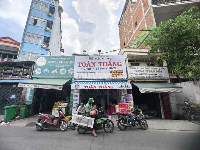 TUYỂN 5 TÀI XẾ CHẠY XE TUYẾN