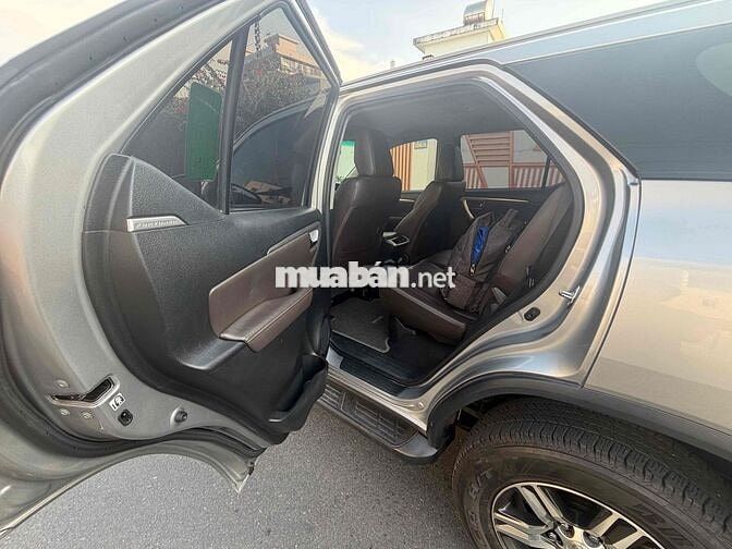 Toyota Fortuner 2.4 AT 89.000km