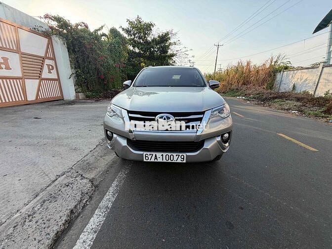 Toyota Fortuner 2.4 AT 89.000km
