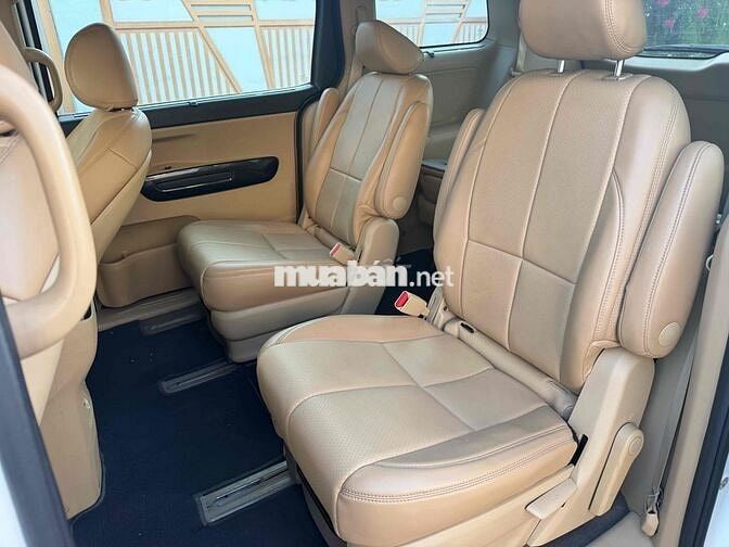 Kia Sedona 2017 Deluxe Trắng