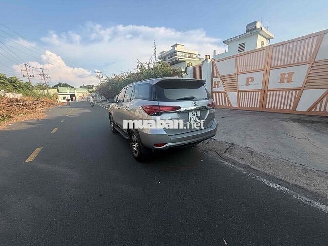 Toyota Fortuner 2.4 AT 89.000km