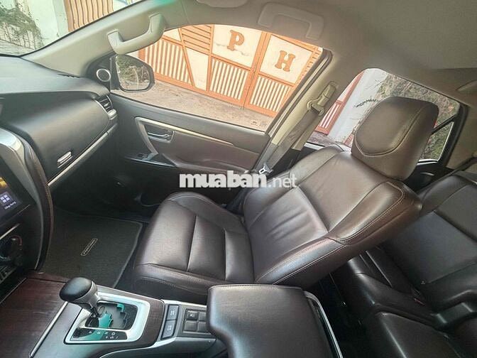 Toyota Fortuner 2.4 AT 89.000km