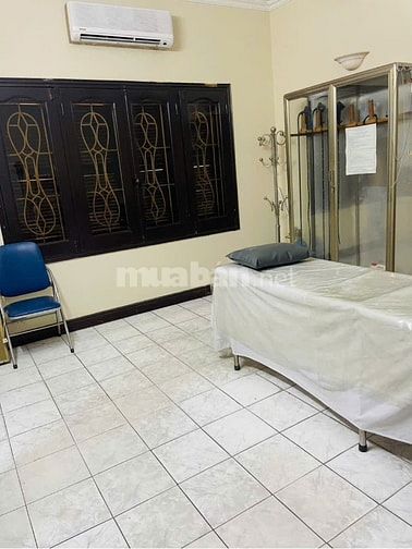 Cho thuê nhà 5 tầng,10 phòng, vị trí đẹp, mặt tiền rộng phố Đội Cấn