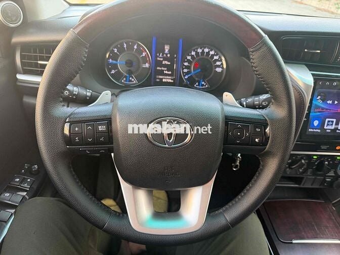 Toyota Fortuner 2.4 AT 89.000km